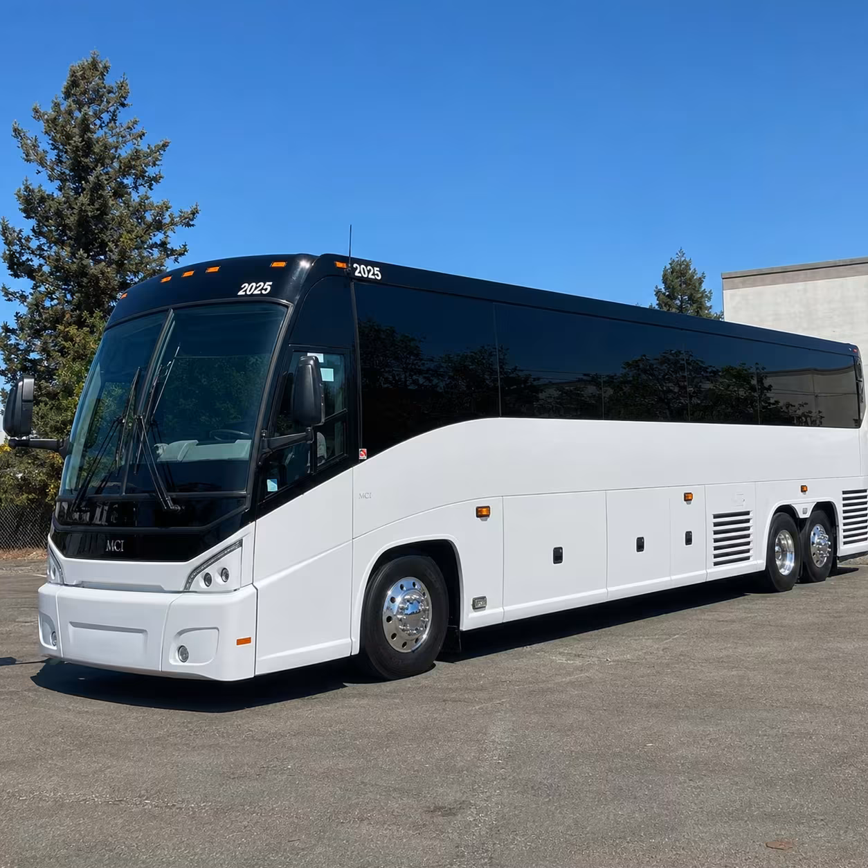 book long distance transportation in lynwood or any city nearby