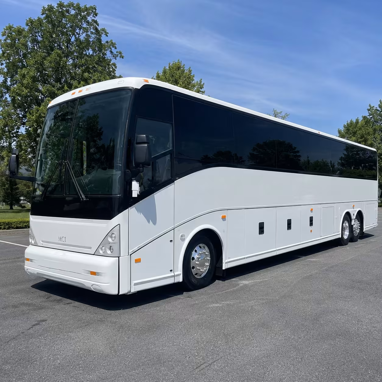 bus rentals for lynwood concerts music festival
