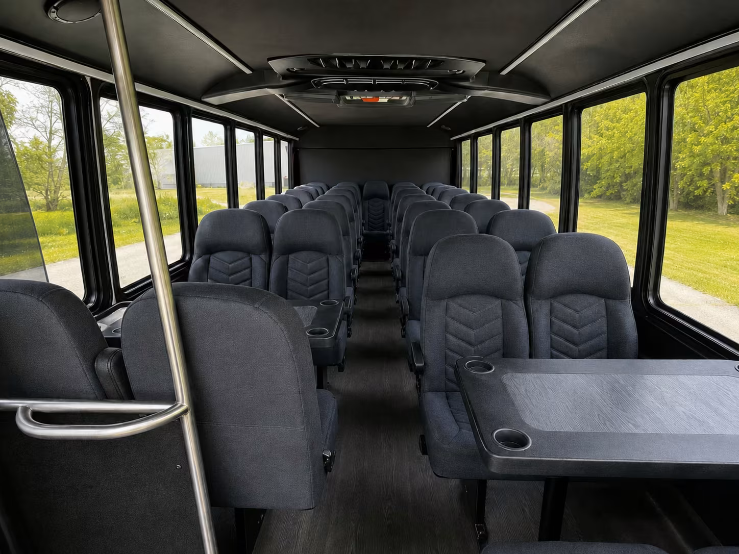 minibus rentals in lynwood for mid size prom groups